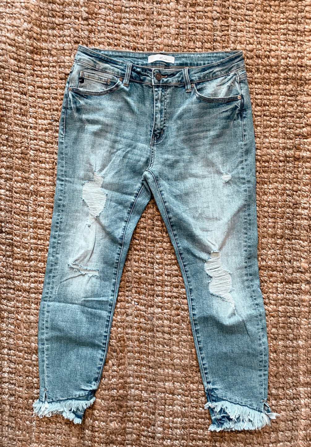 Mid rise ankle skinny (light wash)